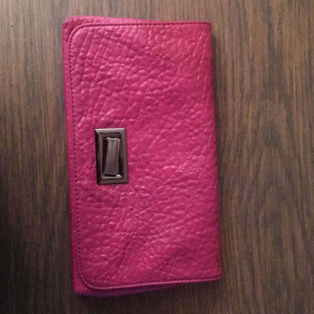 Shiraleah pink clutch
